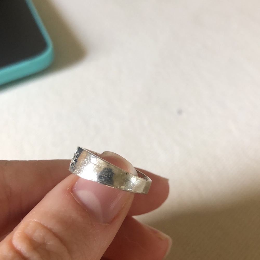 flower ring - Picture 2 of 3